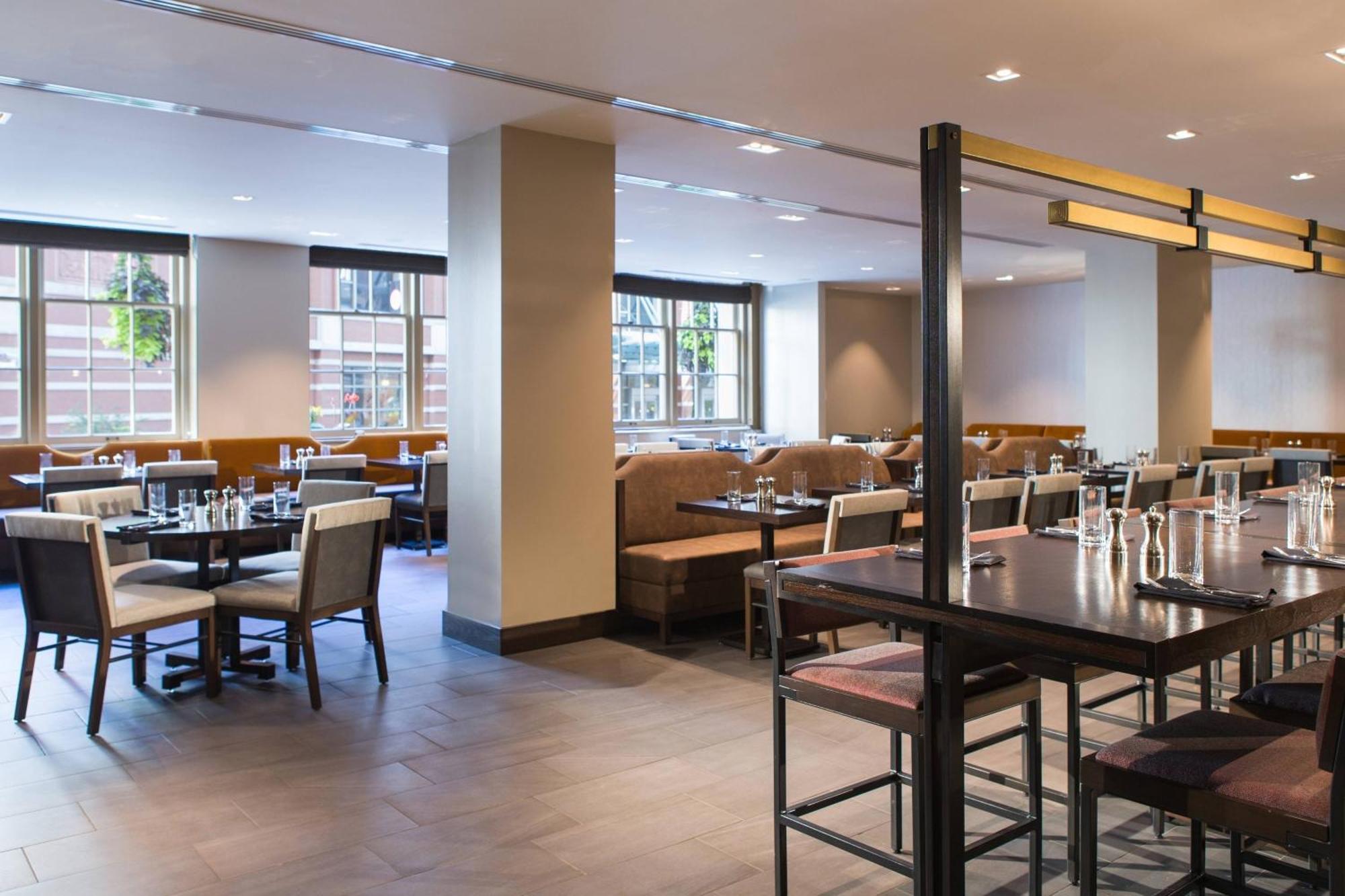 Marriott St. Louis Grand Hotel Bagian luar foto